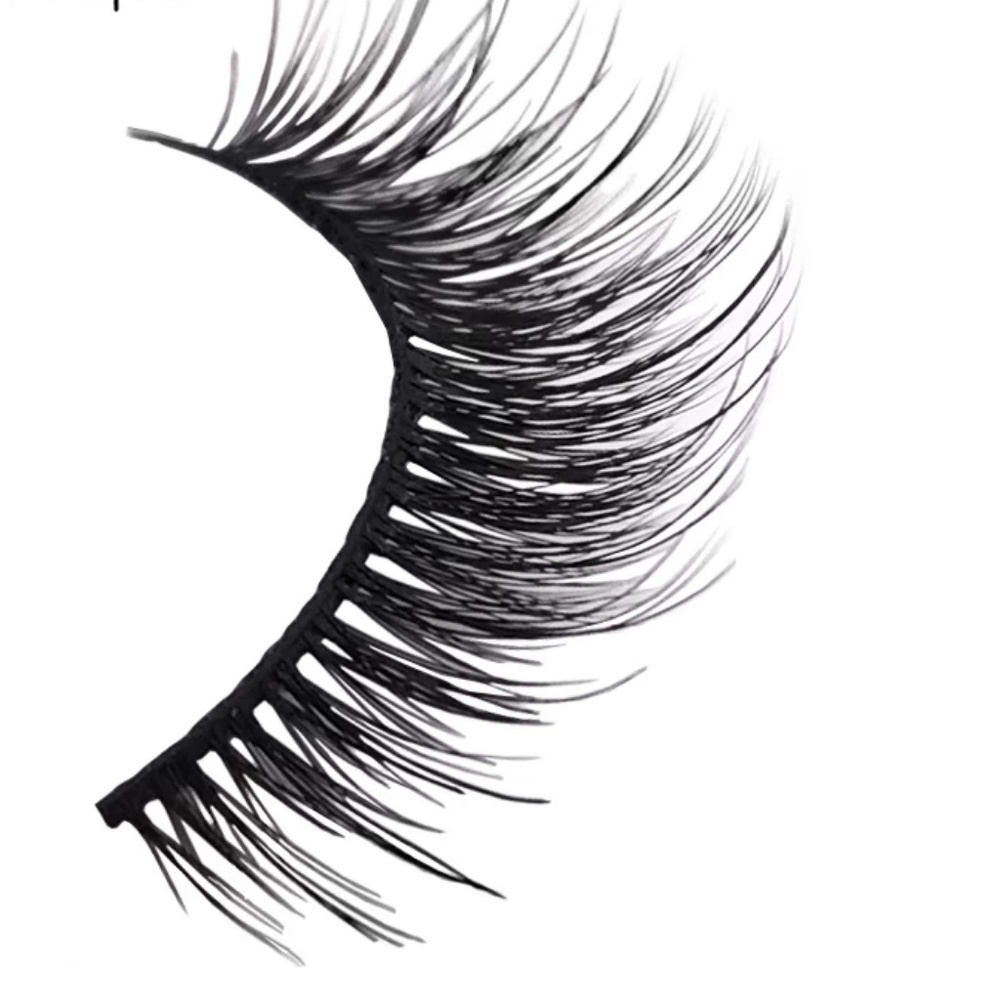 🆕️3 pair 3D Mink natural look false eyelashes - Picture 2 of 4